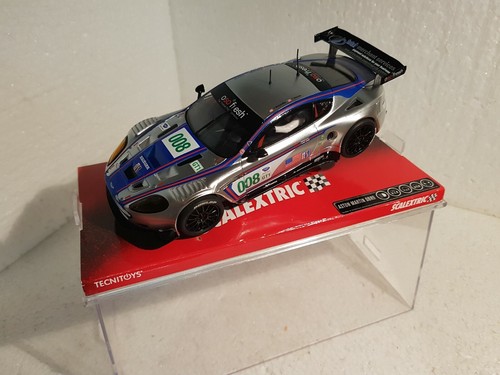 A10036s300 scalextric aston - a10036s300,