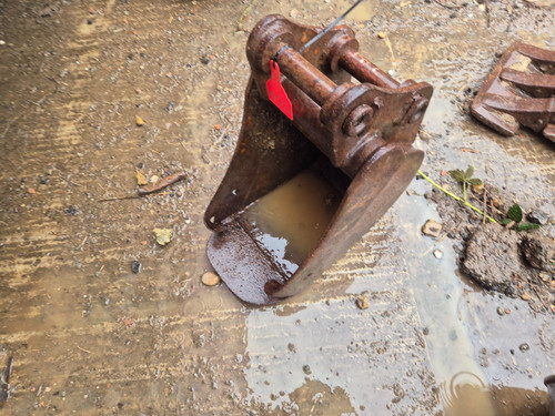300mm excavator digging bucket - 300mm,