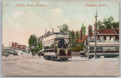 Hampton court electric - court, tram