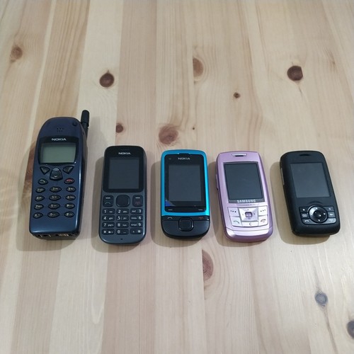 Vintage mobile phones job lot - vintage,