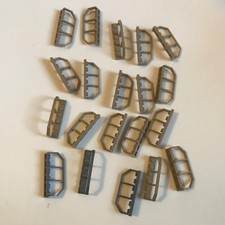 20 lego parts 17 dark tan &