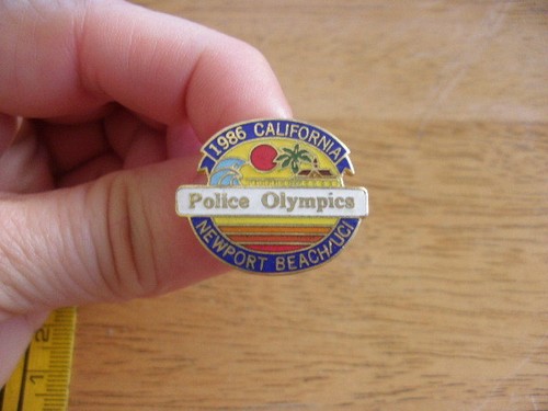 1980s pin tie tac - , 1986