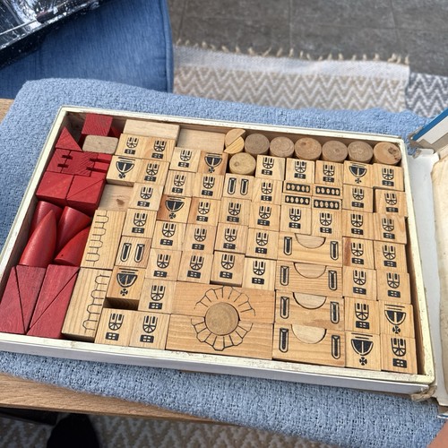 Kings vintage wooden - kings,