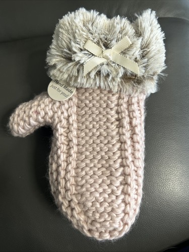 Handmade blush colour mittens - blush,