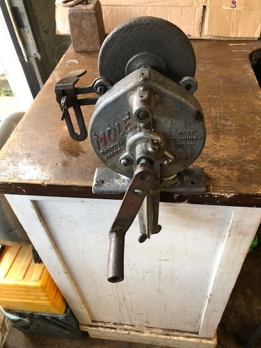 Vintage large mole hand - large,