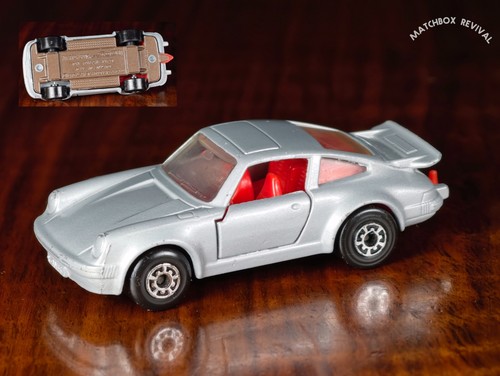 Rare brown baselesney matchbox - baselesney,