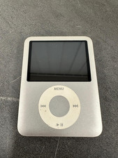 Apple iPod Nano 3rd Generation A1236 8GB – Silver – Untested / For Parts