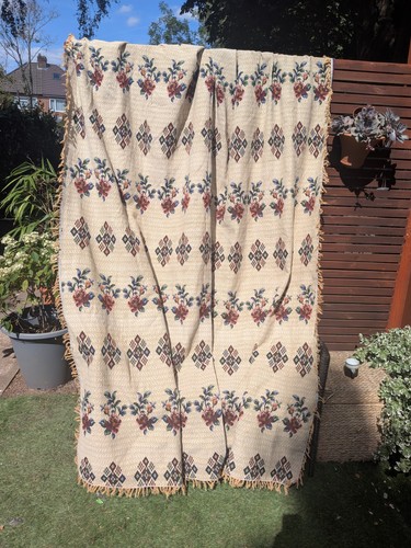 Vintage jacquard woven - jacquard,