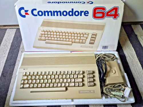 Commodore c64 boxed model - boxed,