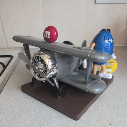 Rare blue world airplane - rare, m&m