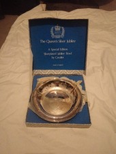 Queen Elizabeth 1977 Jubilee silver plated bowl.                   (RW)