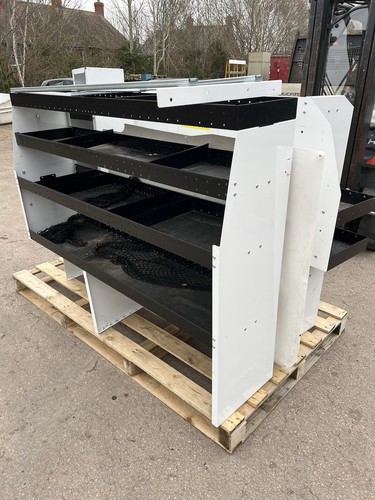 Transporter t6 van - &,
