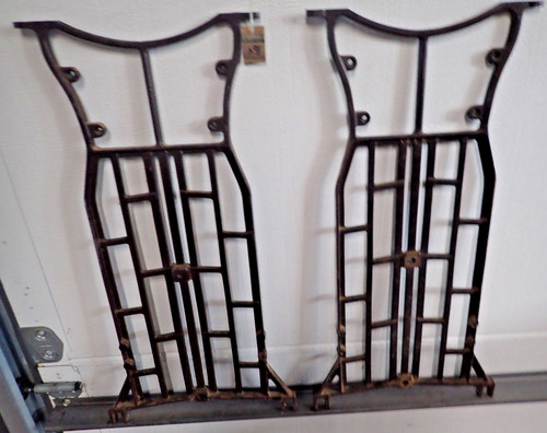 Antique art deco - antique, treadle