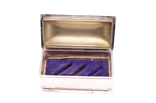 Silver ring box for rings - silver,