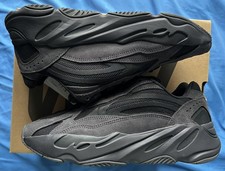 Adidas Yeezy Boost 700v2 Vanta