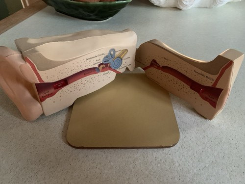 Rare foam plastic medical - rare, foam/plastic