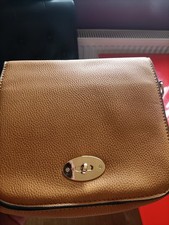 Nicole Brown Shoulder Bag Gold