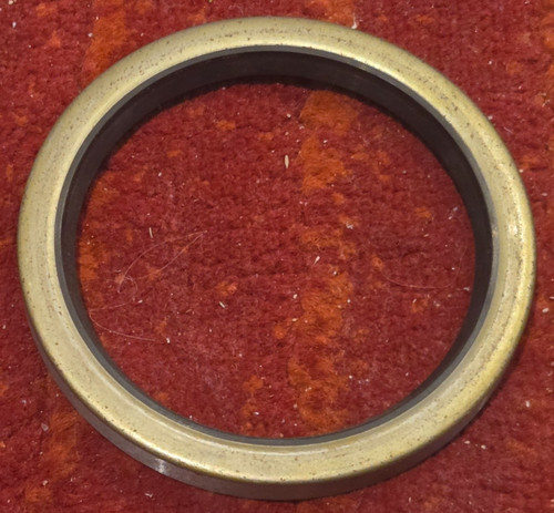Front hub oil seal for - , optare