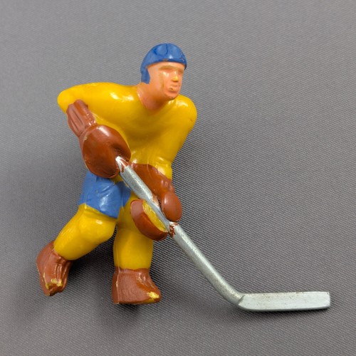 Vintage 70s puck master table - vintage,