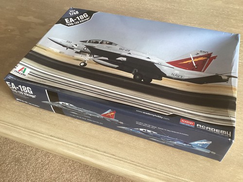 Academy italeri ea 18g - academy,