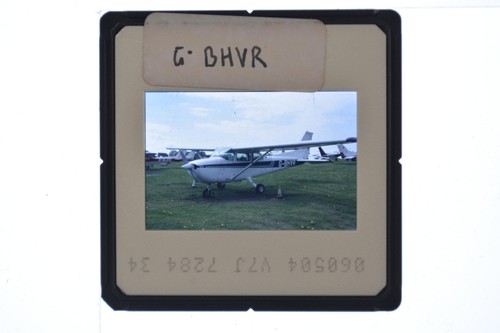 Cessna 172 bhvr - g-bhvr, light