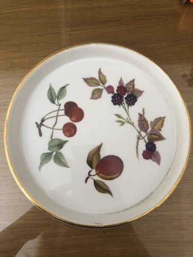 Royal worcester evesham fine - worcester,