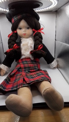 Vintage cloth doll - cloth, in