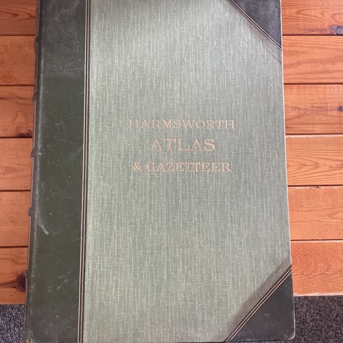 Harmsworth new atlas the - new,