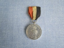 KING GEORGE Vi QUEEN ELIZABETH