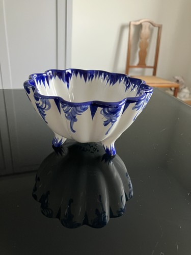 Vestal pedestal dish - vestal,