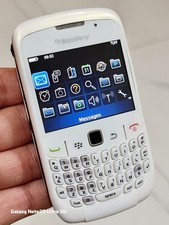 BlackBerry Curve 8520 (Unlocked) Smartphone Immaculate Condition With Charger