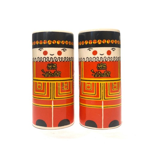 Vintage carlton ware - vintage, beefeater