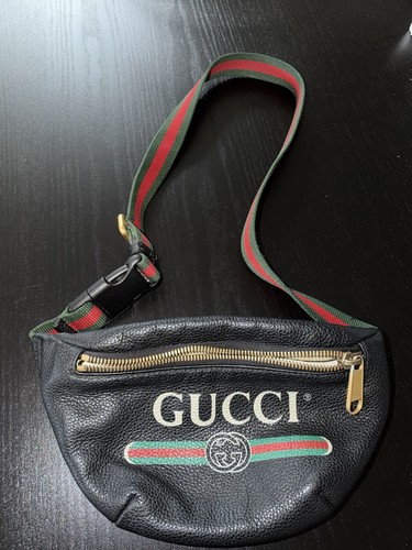 Gucci logo belt bag - gucci, black