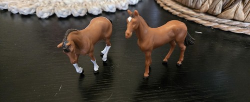 Britain farm models pair - britain's,