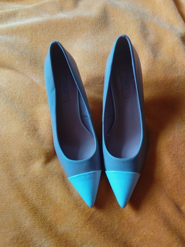 Ladies court shoe - m&s,