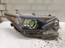 Toyota Auris E180 2016 Front