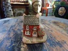 Lilliput Lane "HOLLY COTTAGE"