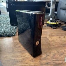 Microsoft Xbox 360 S Slim 4GB