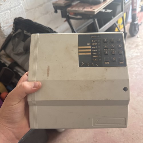Scantronic 9448 alarm panel - alarm,