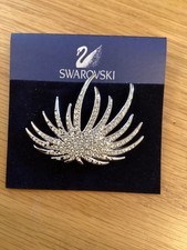 Ladies dress brooch - ladies’,