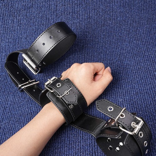 Hand restraint body - restraint, harness
