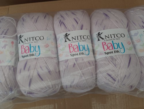 500g knitco baby - spot, lovely