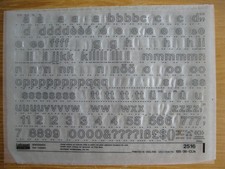 1/2 Sheet x Letraset Low/Num  HELVETICA MED OUTLINE 36pt 10mm Sheet 2516   c(bb)