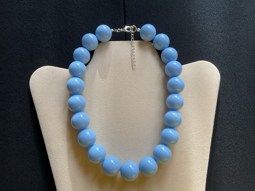 Chunky sky blue beads - sky,