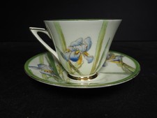 Royal Doulton Iris V1346 Art