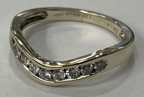 18ct gold diamond stone - 18ct, 9