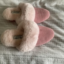 Ladies New Size 5Genuine