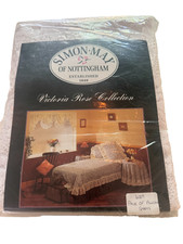 Nottingham Lace Frill Pillow