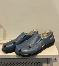 Dansko Denmark blue leather slip on flat shoe size 5  - EU 38