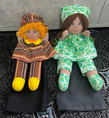 Doll hand puppets soft toy - hand,